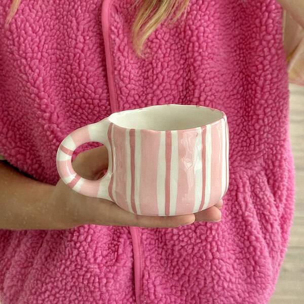 puodelis su roziniai dryziais